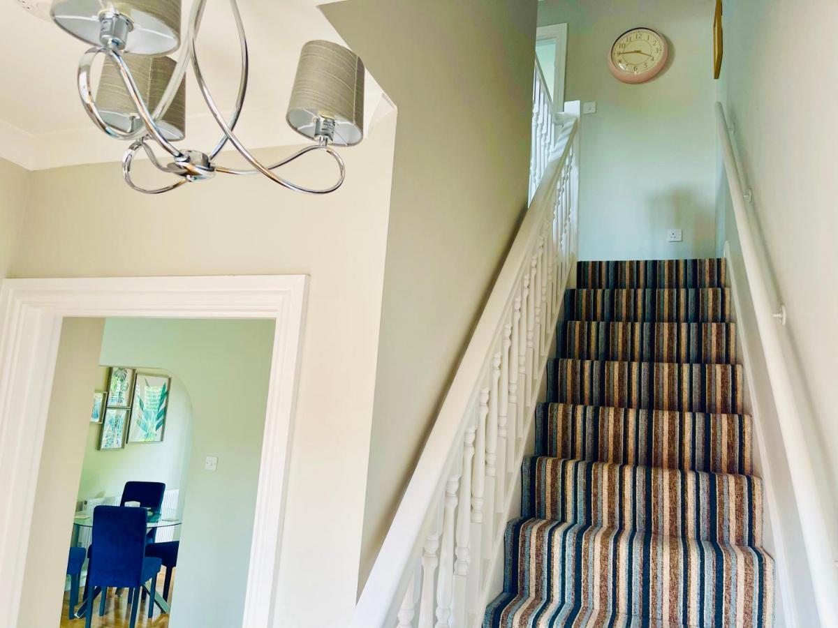 Tanglewood House Abergavenny With Private Parking Villa Buitenkant foto